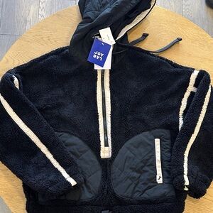 JoyLab Black and White Hooded 3/4 zip Fleece NWT XS
